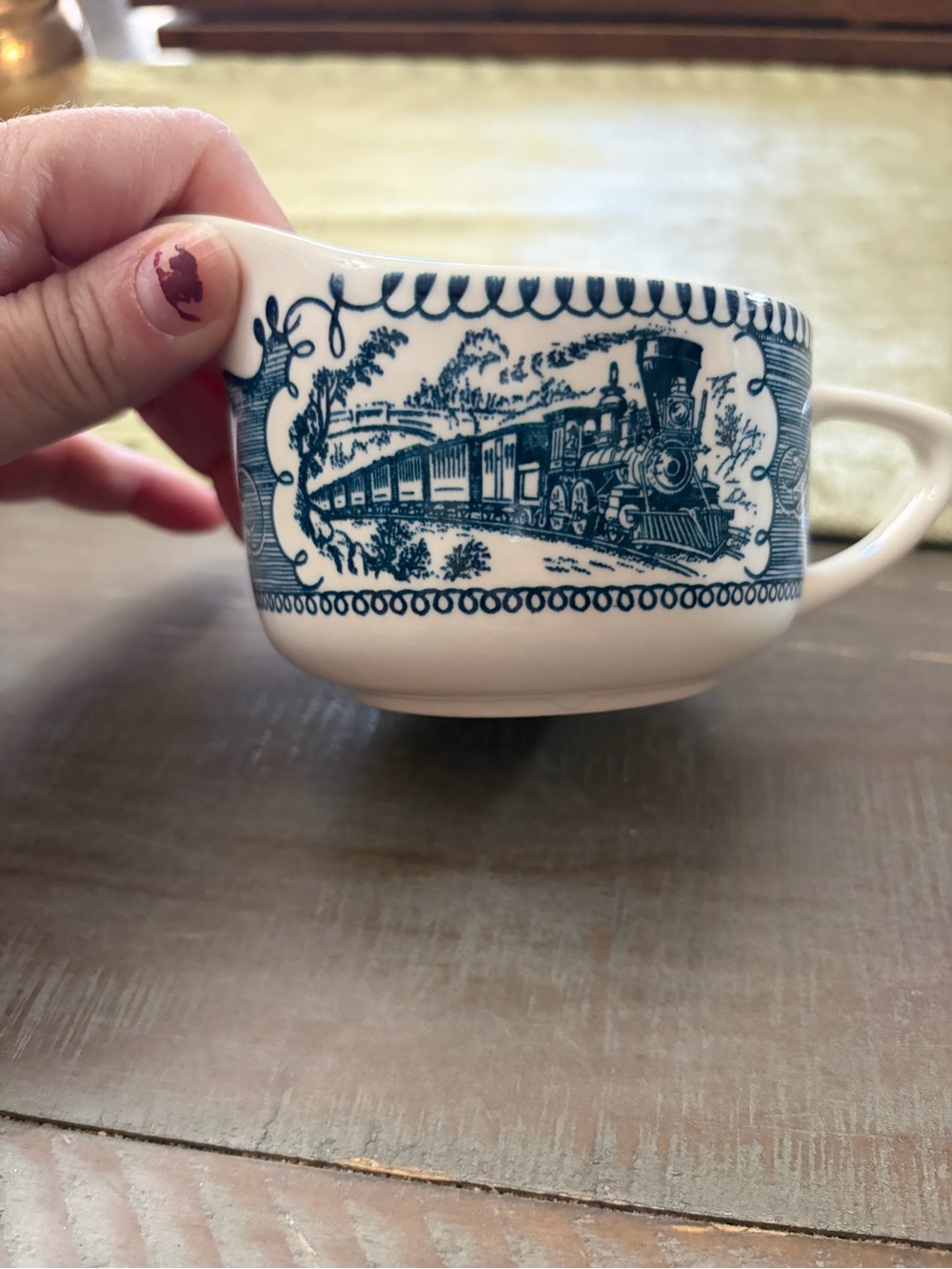 Vintage Currier &Ives Creamer Pitcher - Picture 2 of 8